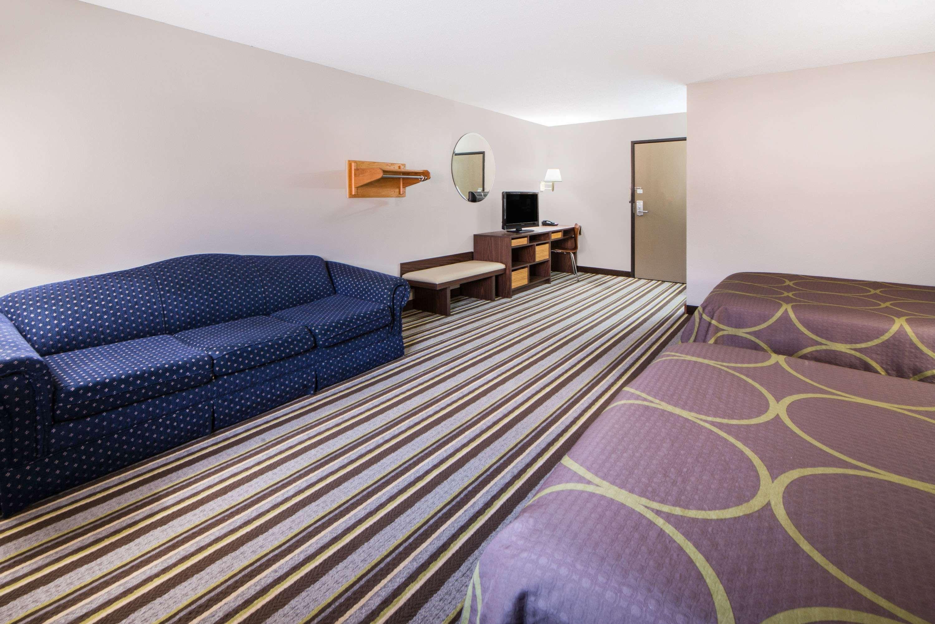 Hotel Super 8 By Wyndham Nevada Esterno foto