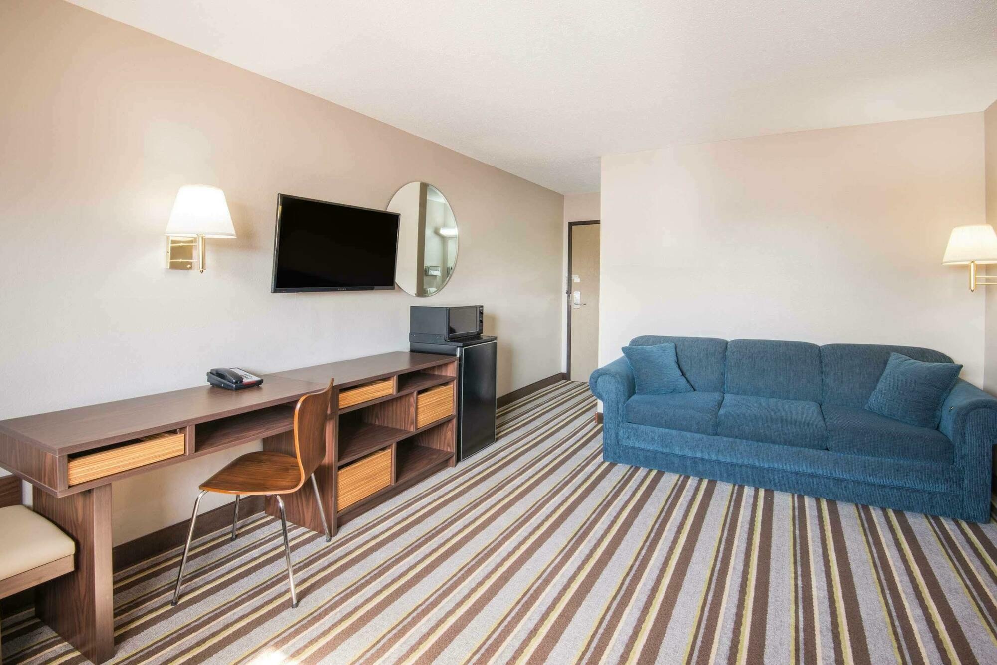 Hotel Super 8 By Wyndham Nevada Esterno foto